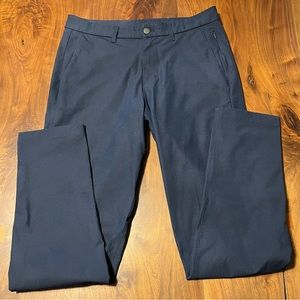 Men’s Lululemon 31x34 slim commission pants navy blue